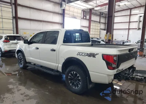 2021 Nissan Titan Pro-4X 4X4 z USA, uszkodzony, nr VIN 1N6AA1ED0MN527819